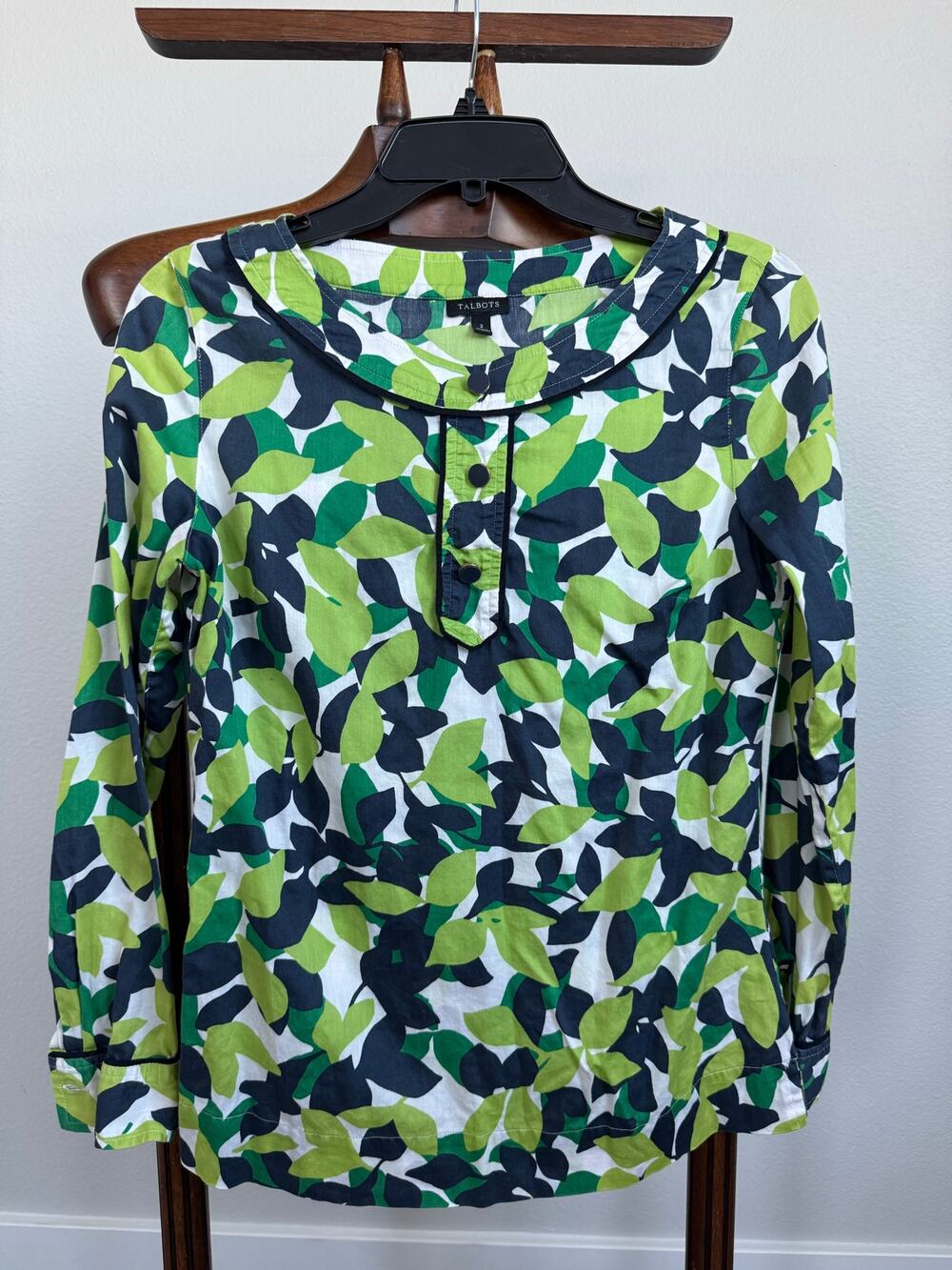 Talbots Leaf Print Cotton Blouse Women’s Size 2 Green Blue 3/4 Sleeve Casual